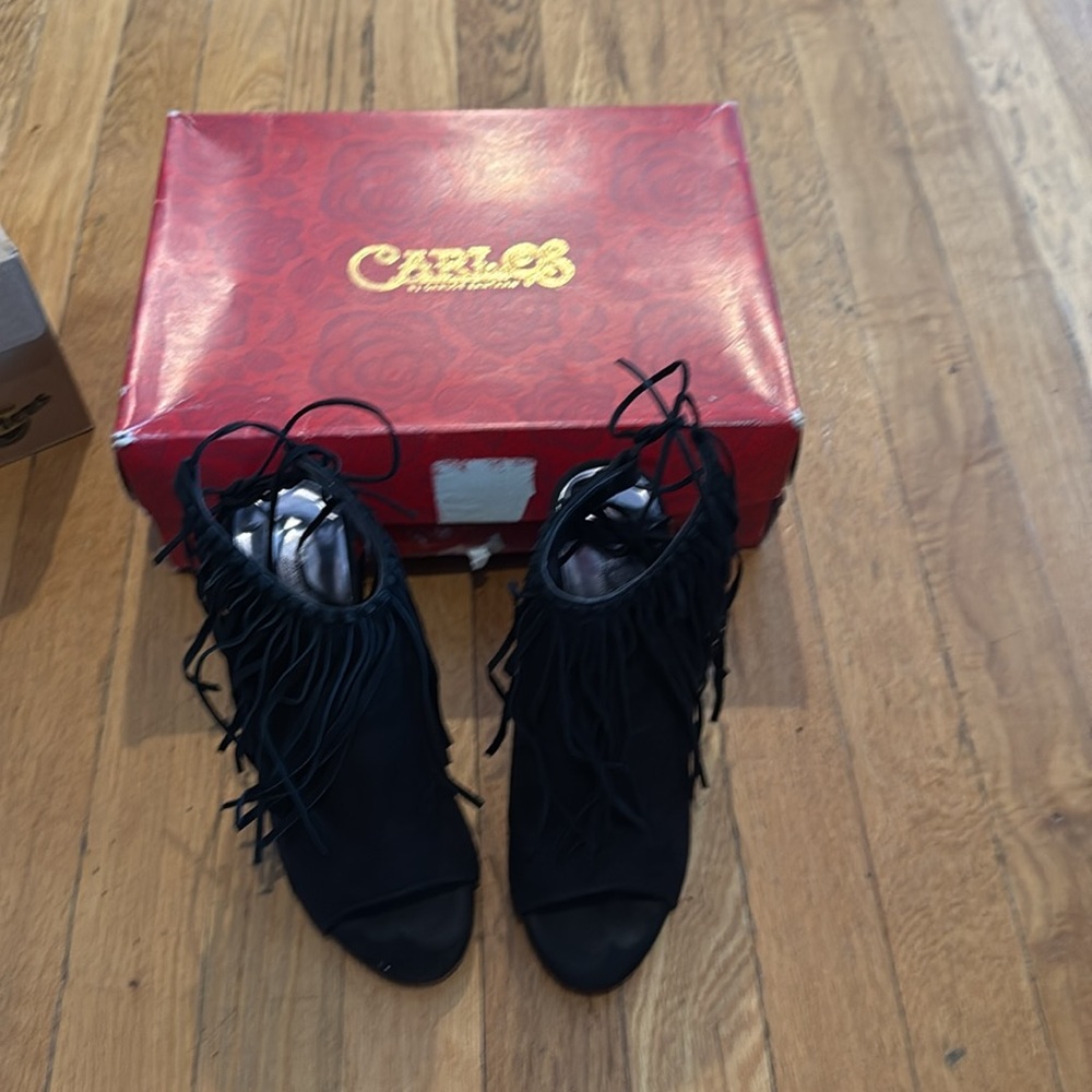 Carlos by Carlos Santana Black Fringe Heels - Picture 3 of 5